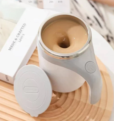 Taza Magnética Automezclable – Mezcla Café, Chocolate o Proteína en Segundos
